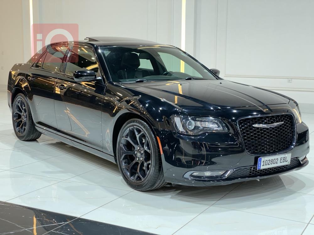 کرایسلەر 300